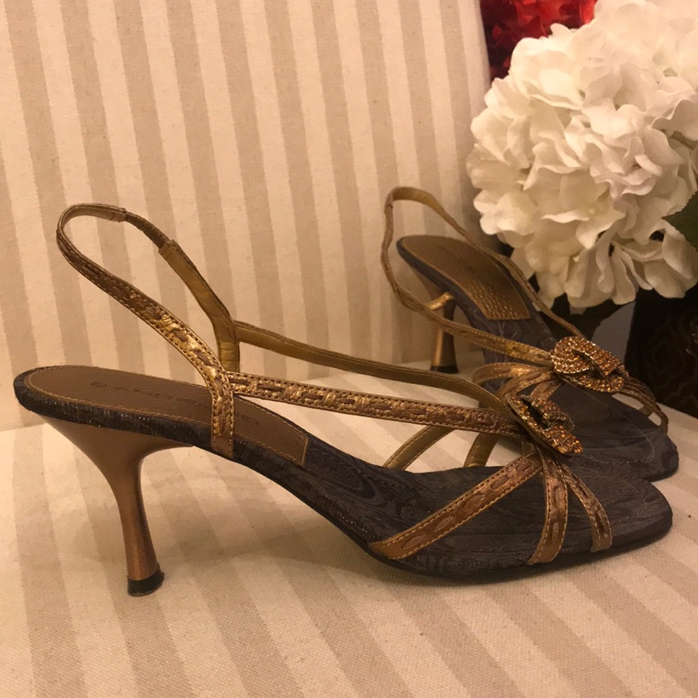 Bandolino Bronzed Jewel Heels - Picture 5 of 5